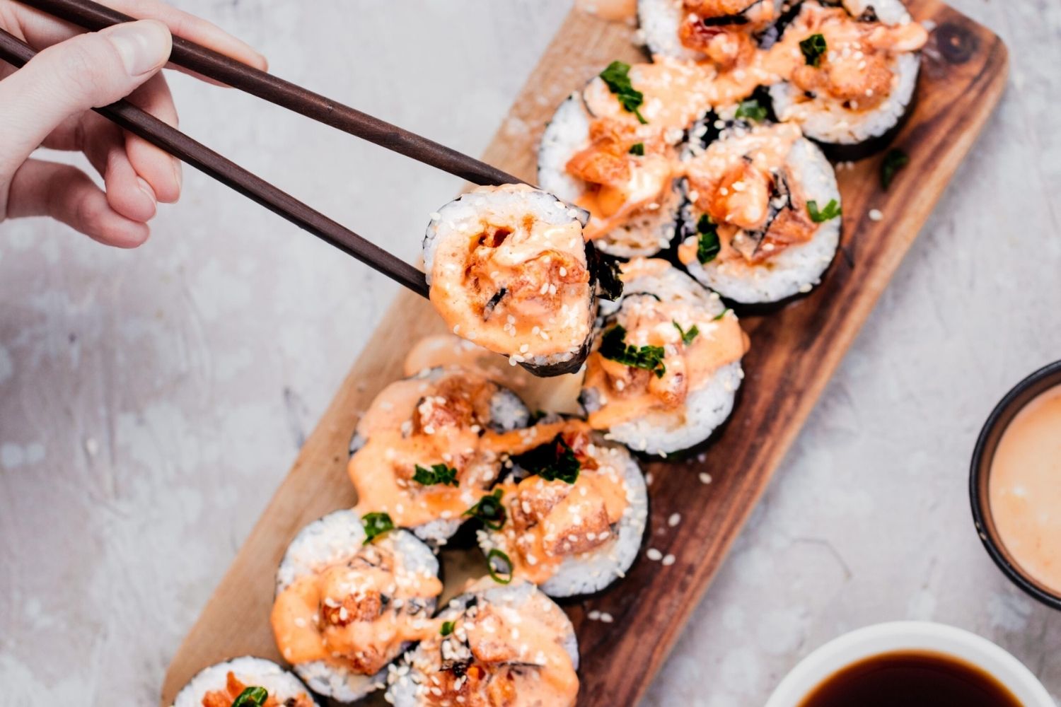 spicy-tuna-sushi-roll-recipe