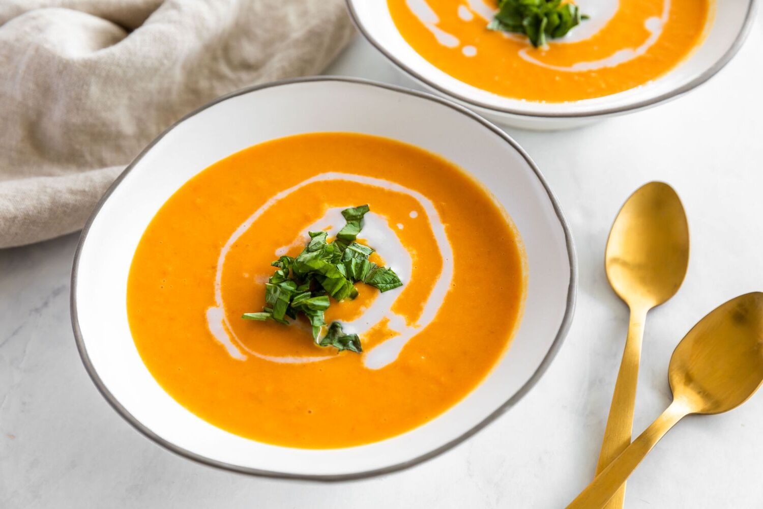 vegan-carrot-curry-soup-recipe